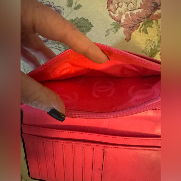 CHANEL Cambon Line Lambskin Long Bifold Wallet black/pink - Picture 9 of 12